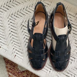 Madewell- NWOT- Fisherman’s sandals - 7.5
